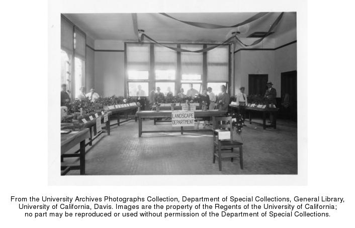 Landscape department at Picnic Day, 1930