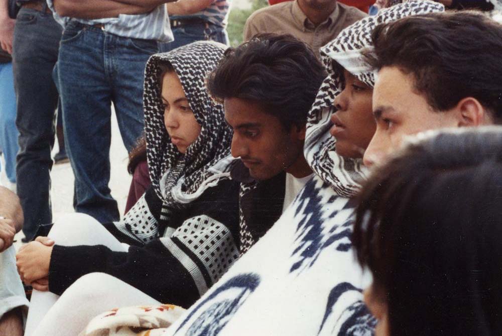 Strikers seated in a row